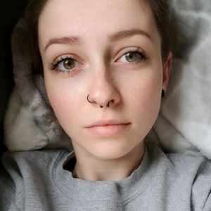 Meet your Posher, Meagan